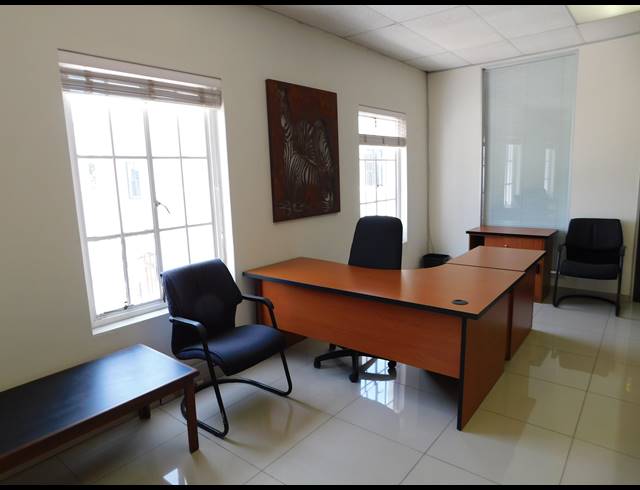 200M² OFFICE TO LET IN FERNDALE